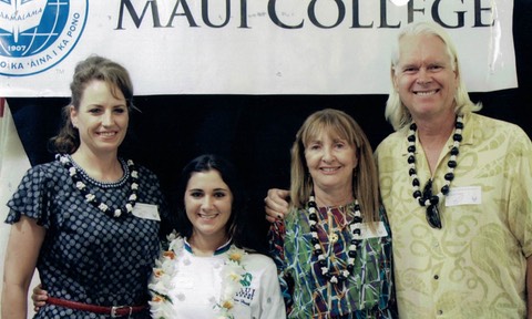 2014 Scholarship recipient, Katia Heath and the Makana Aloha Board